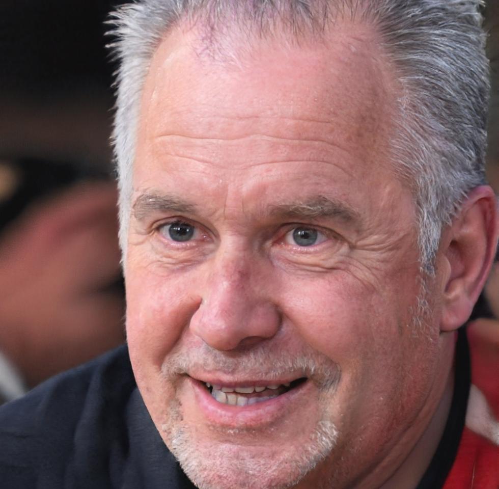 Rahmat Hidayat, Direktur Utama Aethraxis Core